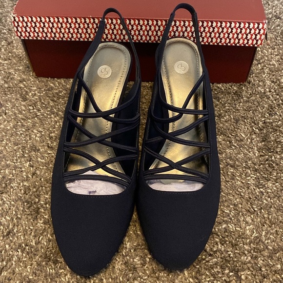 Dressbarn Women’s Navy Blue Strappy Heels sz 9 NIB - Picture 2 of 7